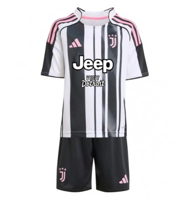 Juventus Primera Equipación Niños 2025-26 Manga Corta (+ Pantalones cortos)